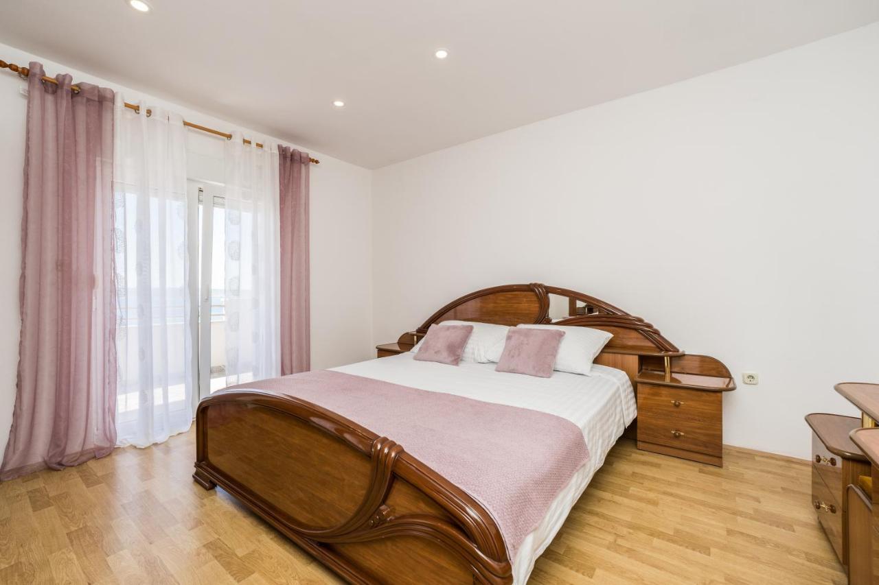 Apartmani Tomeri Стариград-Пакленица Экстерьер фото