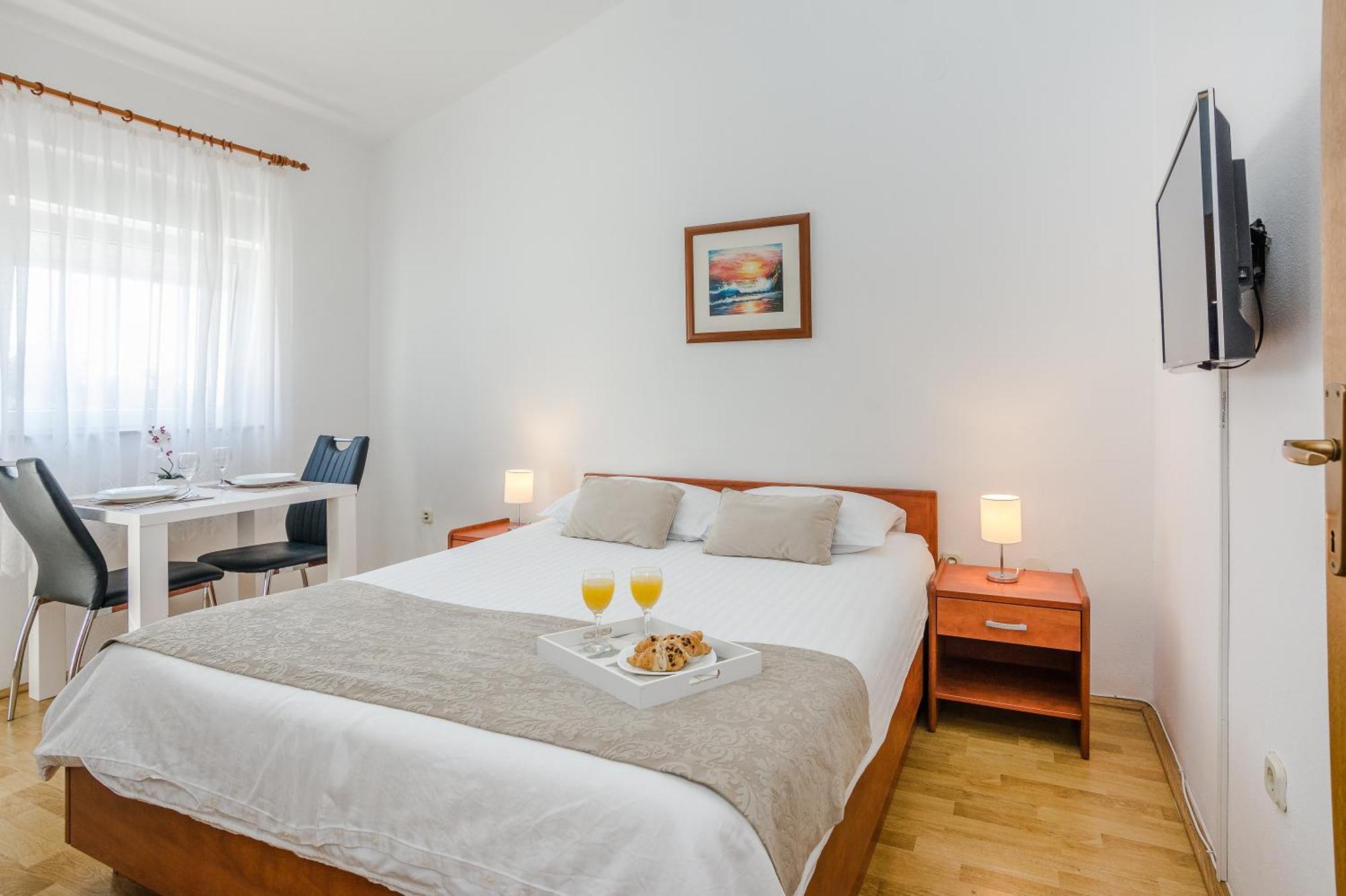 Apartmani Tomeri Стариград-Пакленица Экстерьер фото
