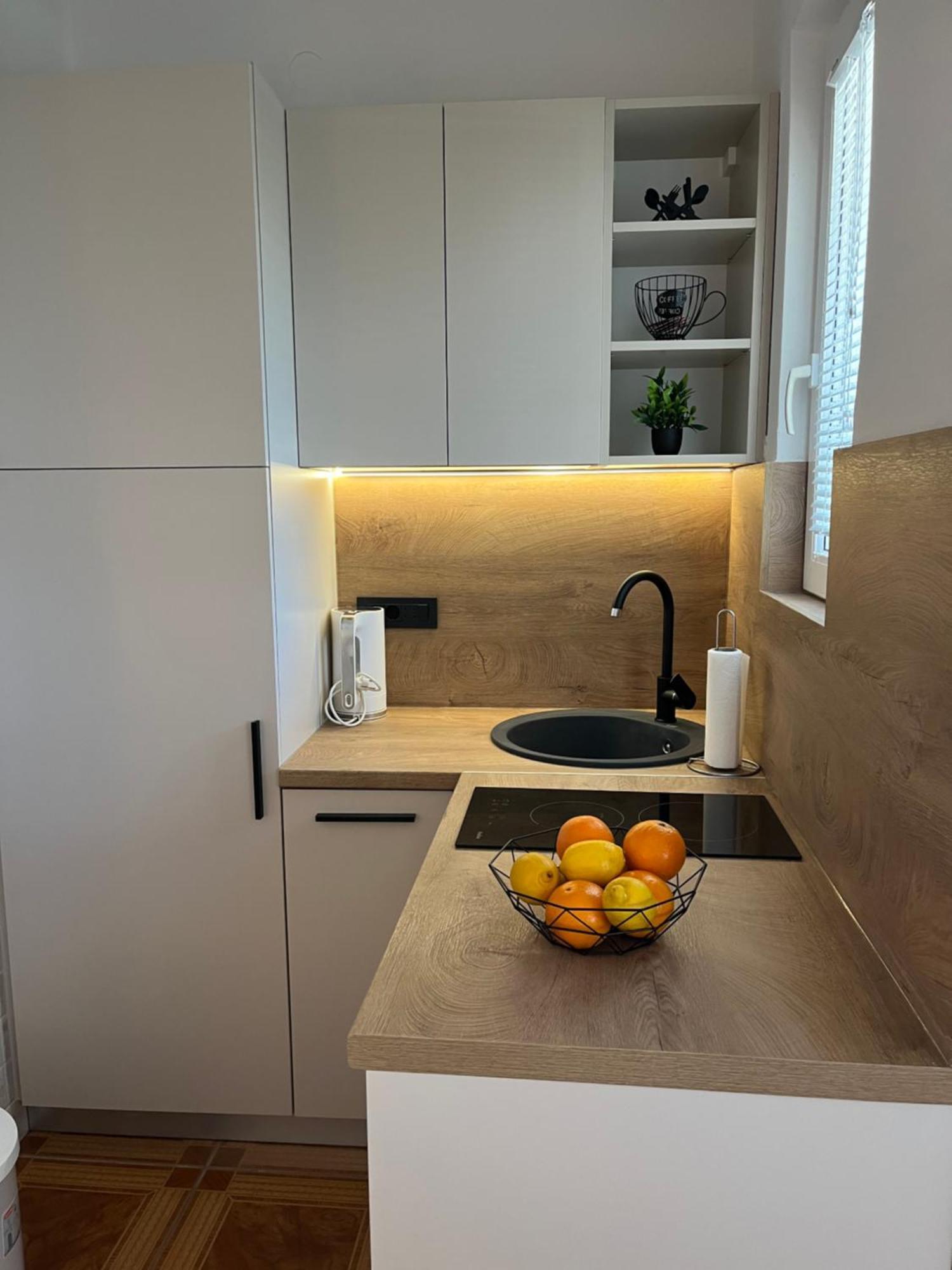 Apartmani Tomeri Стариград-Пакленица Экстерьер фото